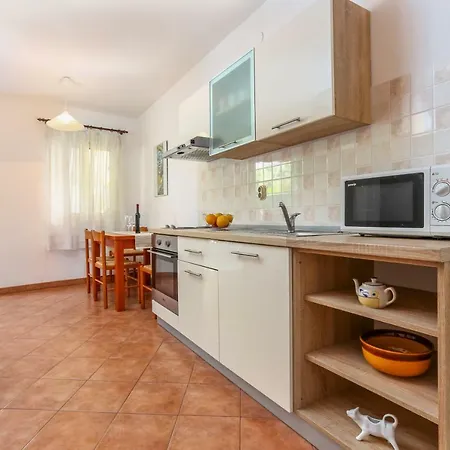 Pina Hvar Garden - Center フヴァル