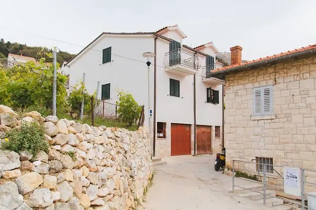 Pina Hvar Garden - Center